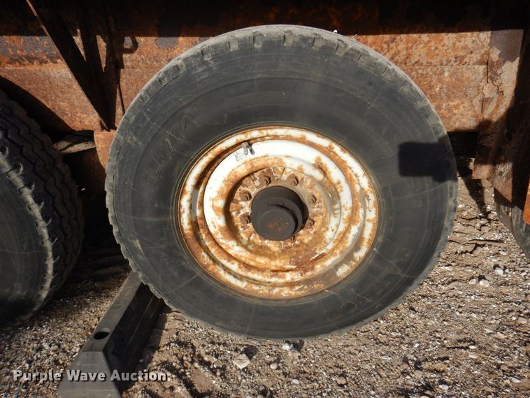 image for item JL9799 1995 Vermeer Navigator D4/6  directional boring unit