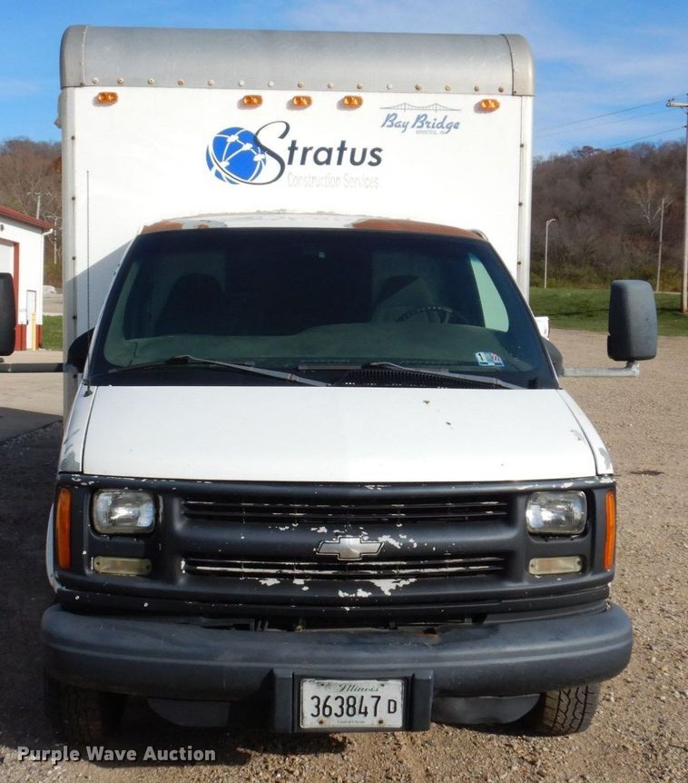 image for item JL9801 2002 Chevrolet Express G3500  fiber optic splicing truck