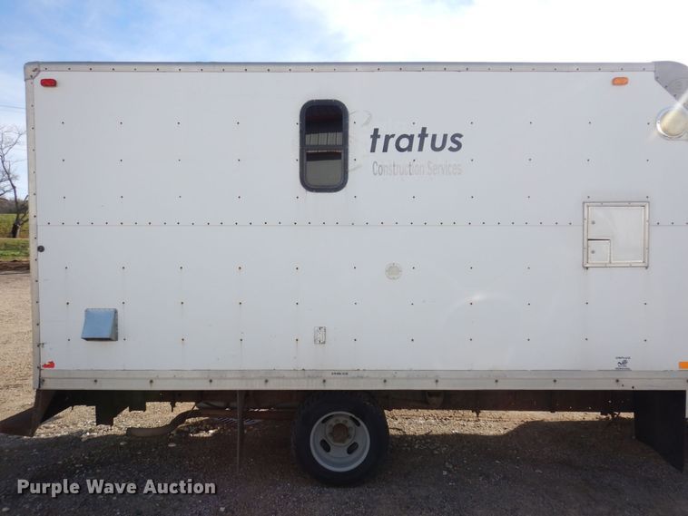 image for item JL9801 2002 Chevrolet Express G3500  fiber optic splicing truck