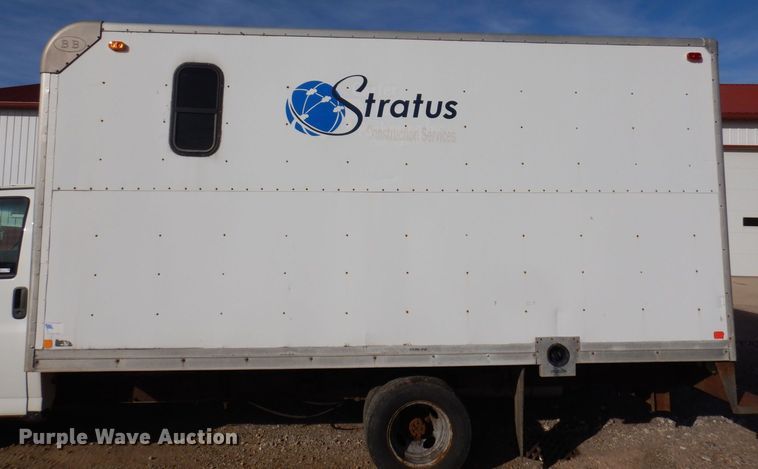 image for item JL9801 2002 Chevrolet Express G3500  fiber optic splicing truck