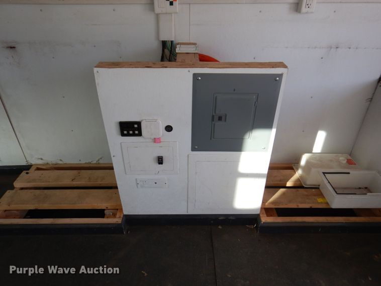 image for item JL9801 2002 Chevrolet Express G3500  fiber optic splicing truck