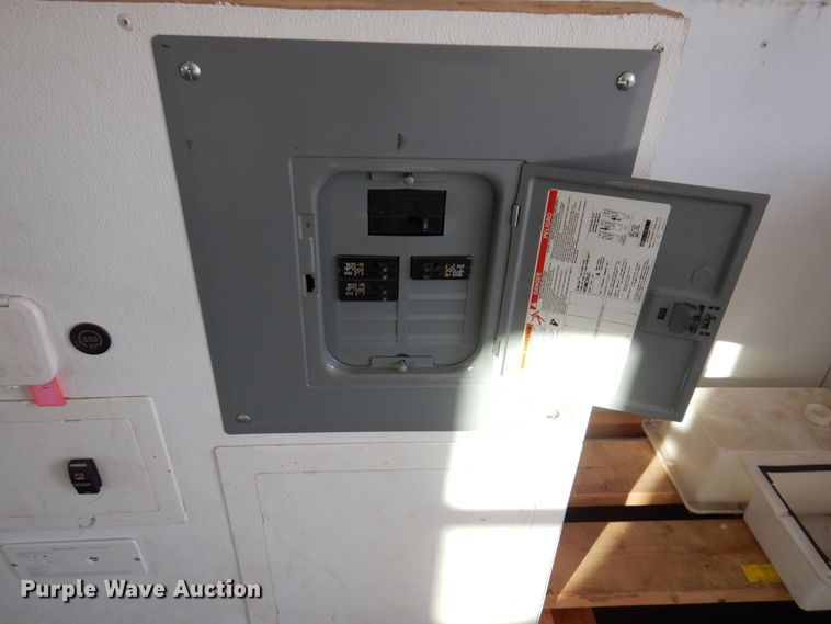 image for item JL9801 2002 Chevrolet Express G3500  fiber optic splicing truck