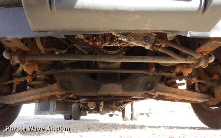 image for item JL9801 2002 Chevrolet Express G3500  fiber optic splicing truck