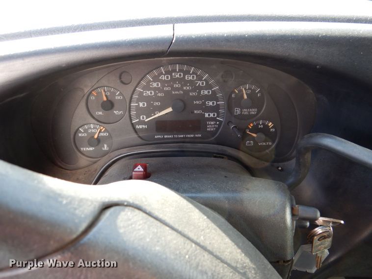 image for item JL9801 2002 Chevrolet Express G3500  fiber optic splicing truck