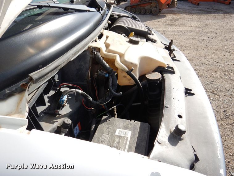 image for item JL9801 2002 Chevrolet Express G3500  fiber optic splicing truck