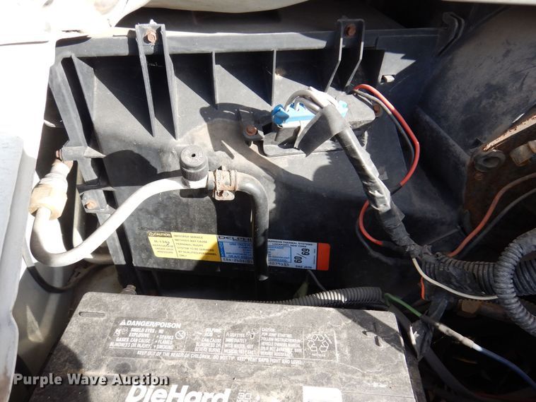 image for item JL9801 2002 Chevrolet Express G3500  fiber optic splicing truck