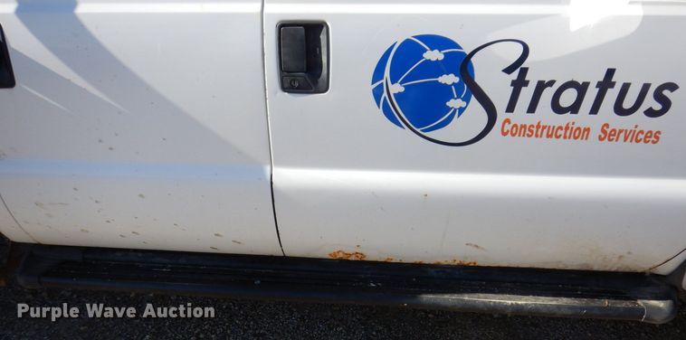 image for item JL9805 2005 Ford F550 Super Duty XL  Crew Cab flatbed truck