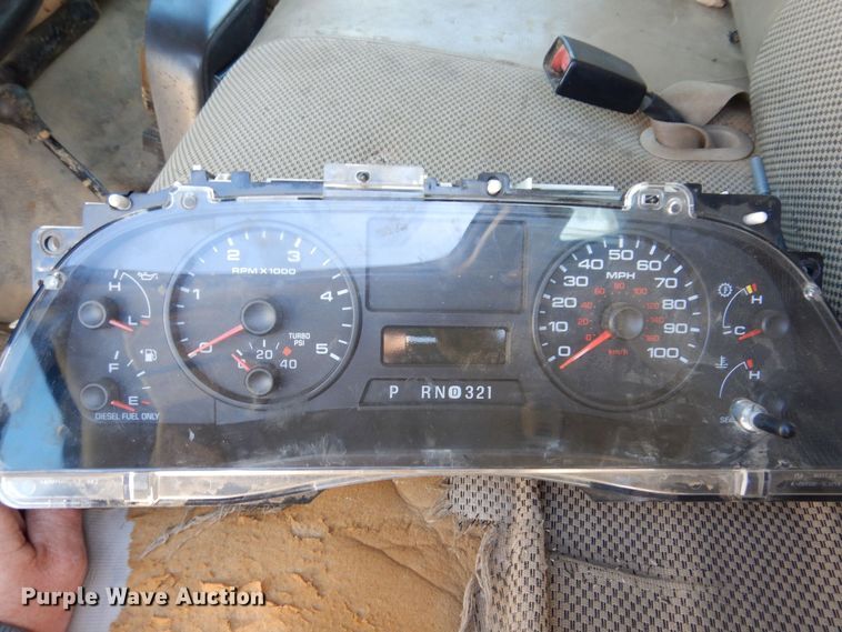 image for item JL9805 2005 Ford F550 Super Duty XL  Crew Cab flatbed truck