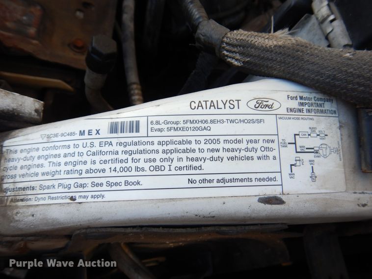 image for item JL9805 2005 Ford F550 Super Duty XL  Crew Cab flatbed truck