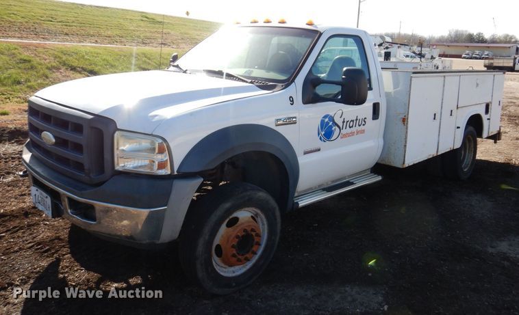 image for item JL9806 2007 Ford F450 Super Duty XL  utility / service truck