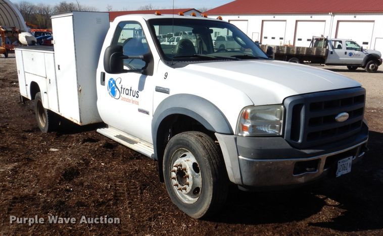 image for item JL9806 2007 Ford F450 Super Duty XL  utility / service truck