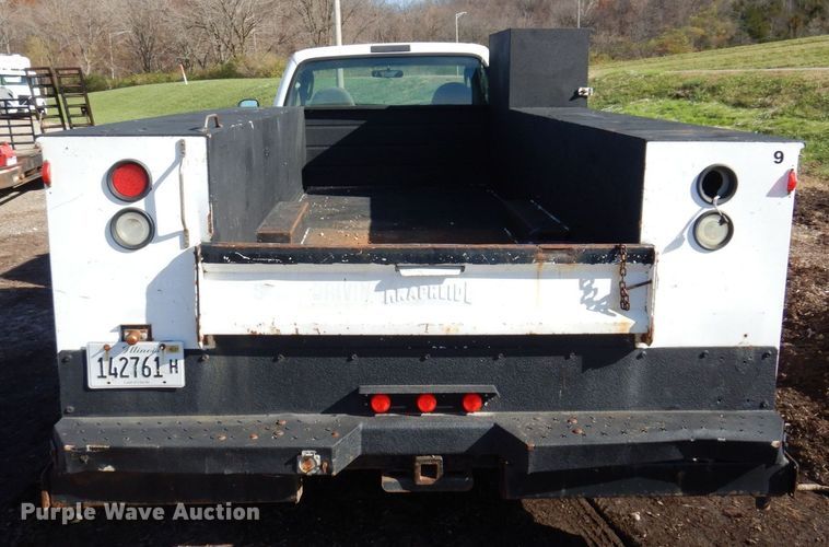 image for item JL9806 2007 Ford F450 Super Duty XL  utility / service truck