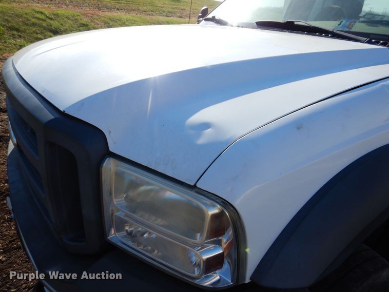 image for item JL9806 2007 Ford F450 Super Duty XL  utility / service truck