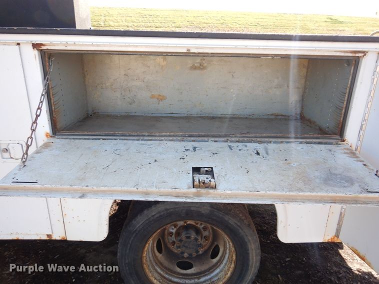 image for item JL9806 2007 Ford F450 Super Duty XL  utility / service truck