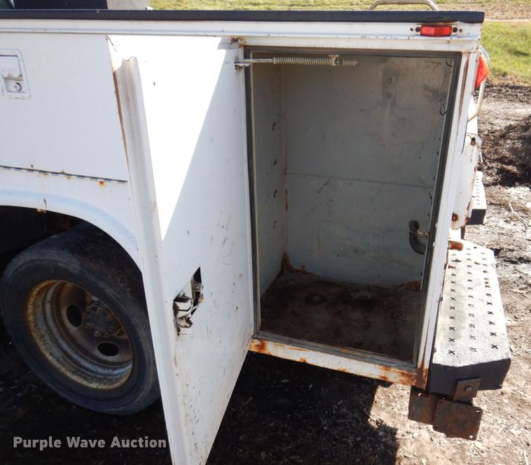 image for item JL9806 2007 Ford F450 Super Duty XL  utility / service truck