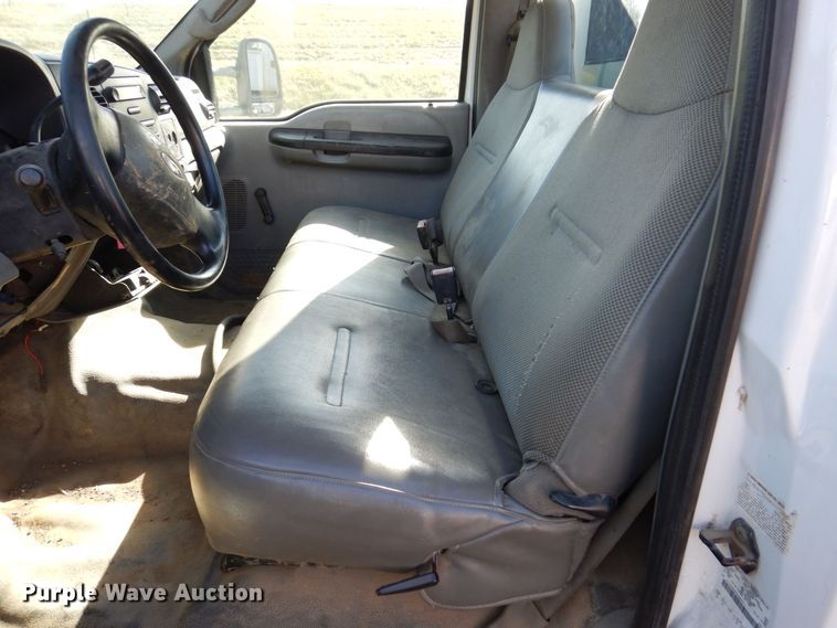 image for item JL9806 2007 Ford F450 Super Duty XL  utility / service truck