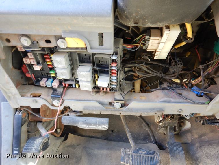 image for item JL9806 2007 Ford F450 Super Duty XL  utility / service truck