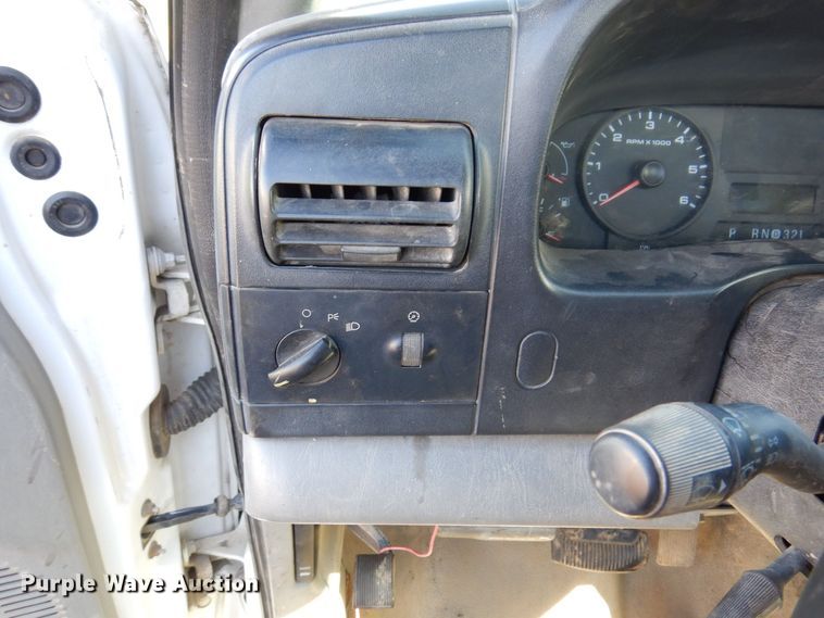 image for item JL9806 2007 Ford F450 Super Duty XL  utility / service truck