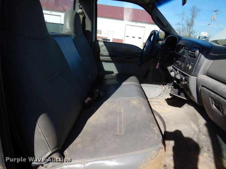 image for item JL9806 2007 Ford F450 Super Duty XL  utility / service truck