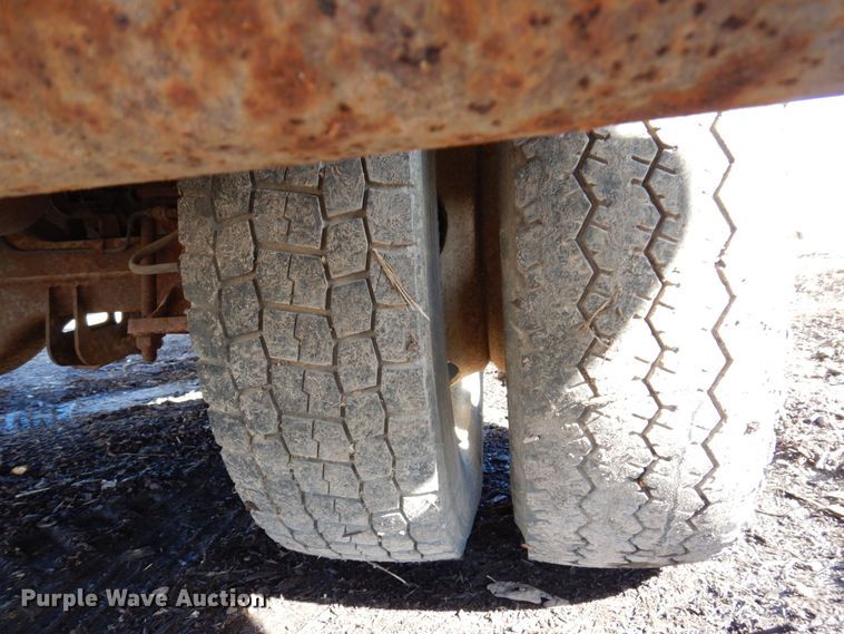 image for item JL9806 2007 Ford F450 Super Duty XL  utility / service truck