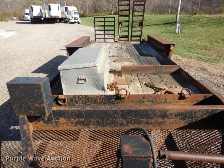 image for item JL9807 2013 Belshe T162EP  equipment trailer