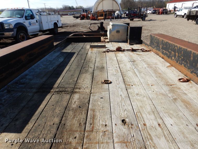 image for item JL9807 2013 Belshe T162EP  equipment trailer