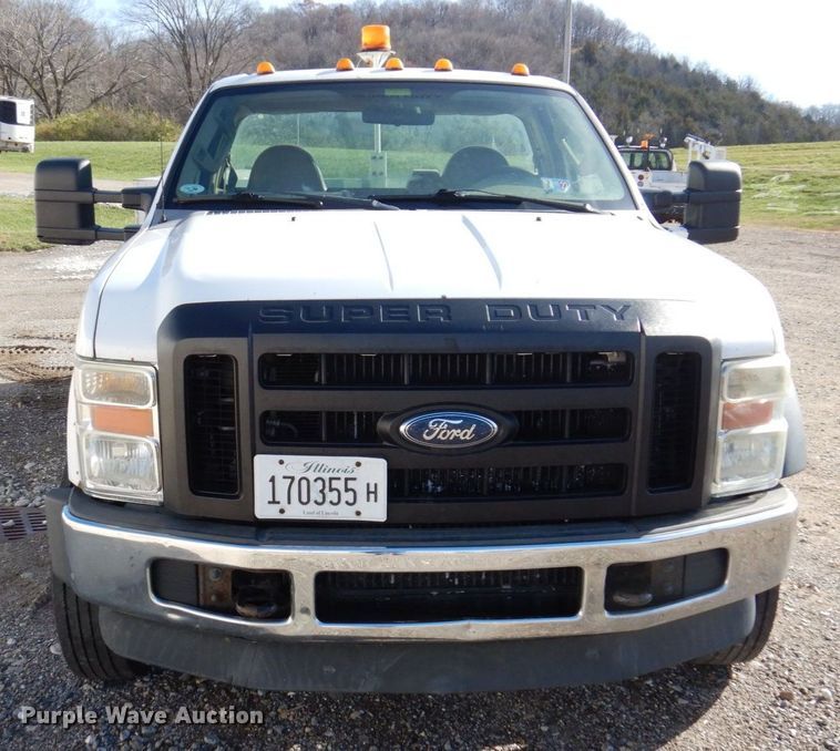 image for item JL9812 2008 Ford F450 Super Duty XL  utility / service truck