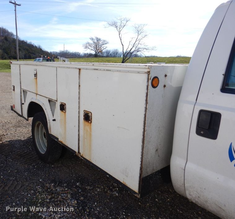 image for item JL9812 2008 Ford F450 Super Duty XL  utility / service truck