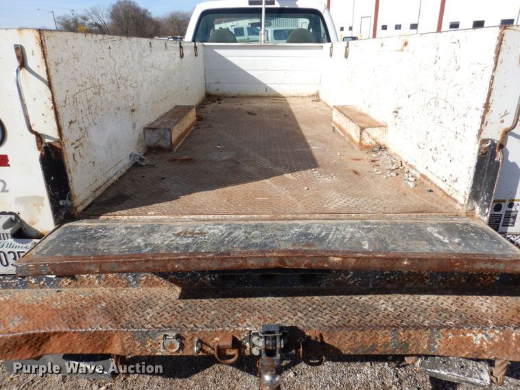 image for item JL9812 2008 Ford F450 Super Duty XL  utility / service truck