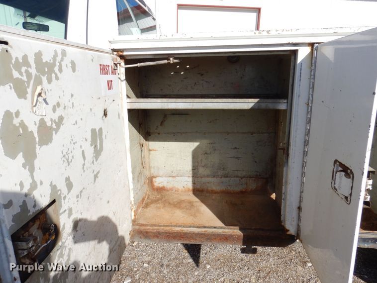 image for item JL9812 2008 Ford F450 Super Duty XL  utility / service truck