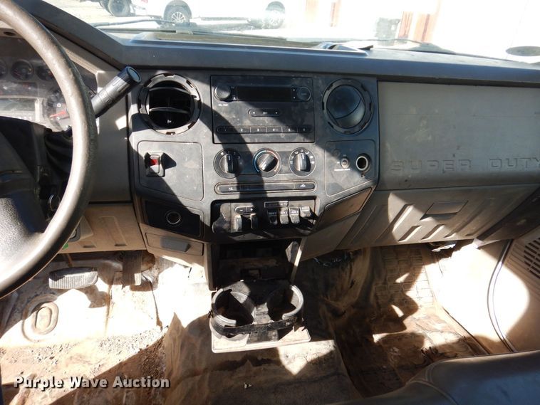 image for item JL9812 2008 Ford F450 Super Duty XL  utility / service truck