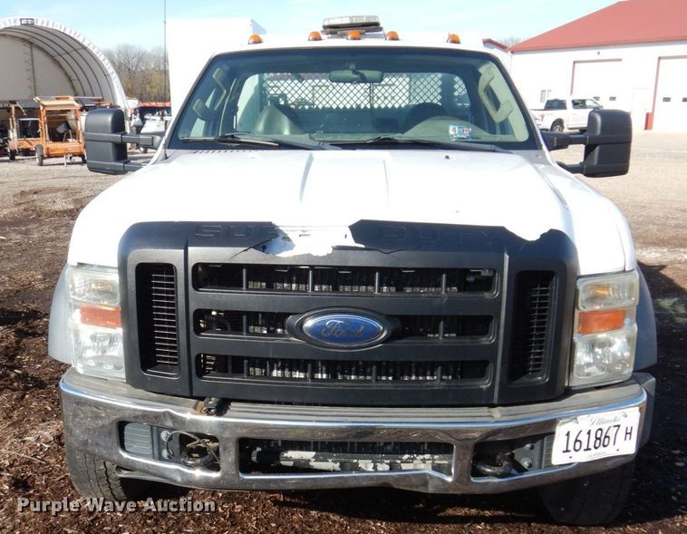 image for item JL9813 2009 Ford F550 Super Duty XL  utility / service truck