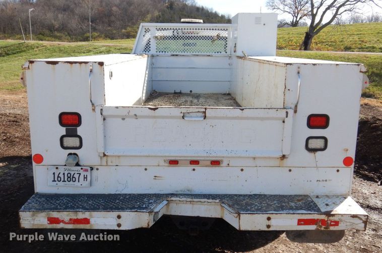 image for item JL9813 2009 Ford F550 Super Duty XL  utility / service truck