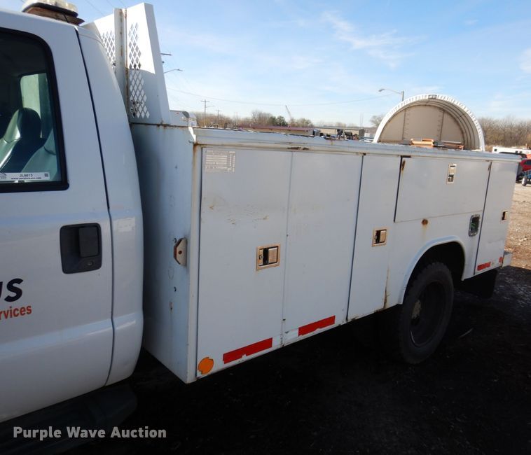 image for item JL9813 2009 Ford F550 Super Duty XL  utility / service truck