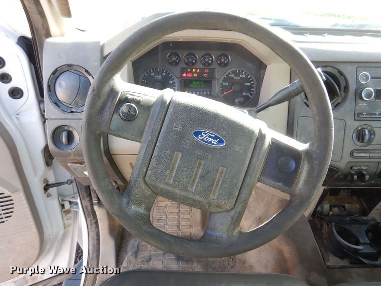 image for item JL9813 2009 Ford F550 Super Duty XL  utility / service truck