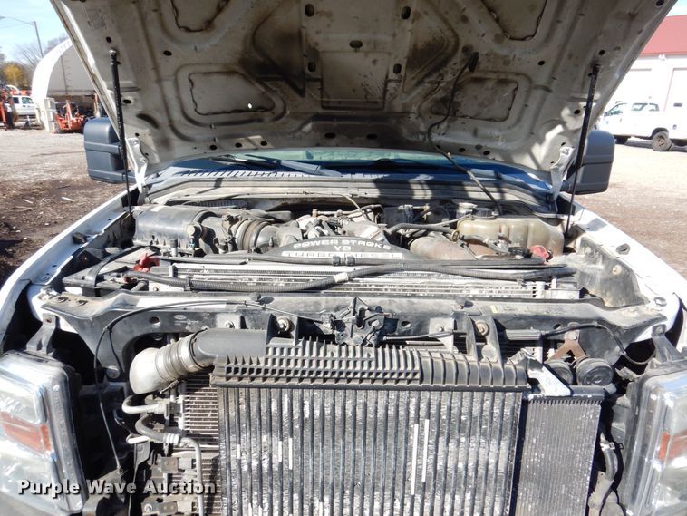 image for item JL9813 2009 Ford F550 Super Duty XL  utility / service truck