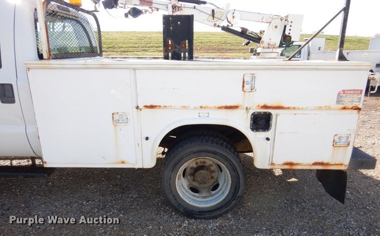 image for item JL9814 2008 Ford F550 Super Duty XL  utility / service truck
