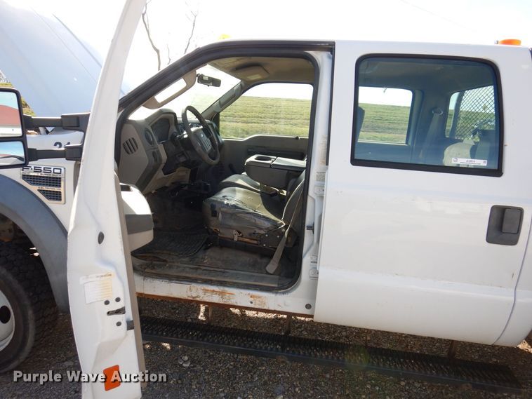 image for item JL9814 2008 Ford F550 Super Duty XL  utility / service truck