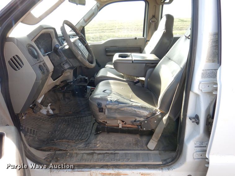 image for item JL9814 2008 Ford F550 Super Duty XL  utility / service truck
