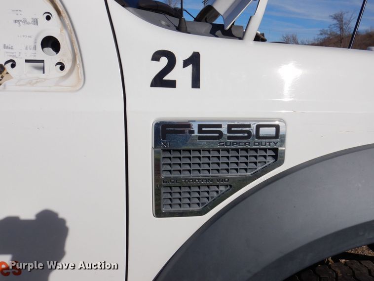 image for item JL9814 2008 Ford F550 Super Duty XL  utility / service truck