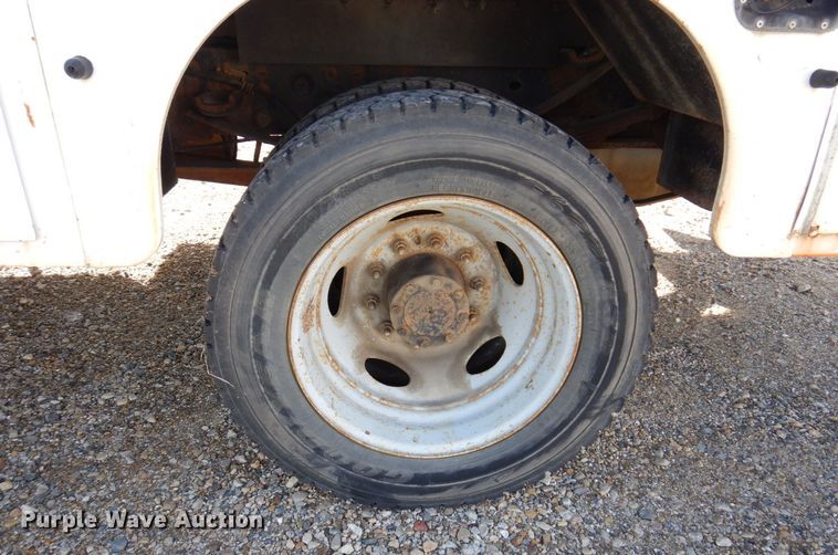 image for item JL9814 2008 Ford F550 Super Duty XL  utility / service truck