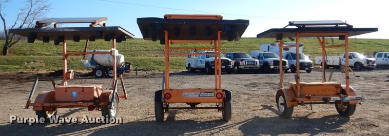 image for item JL9815 (3) arrow board trailers