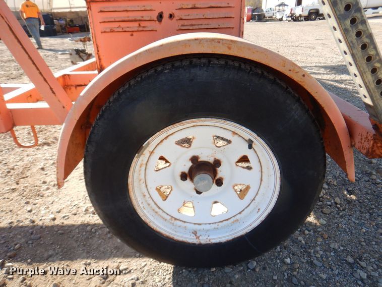 image for item JL9815 (3) arrow board trailers