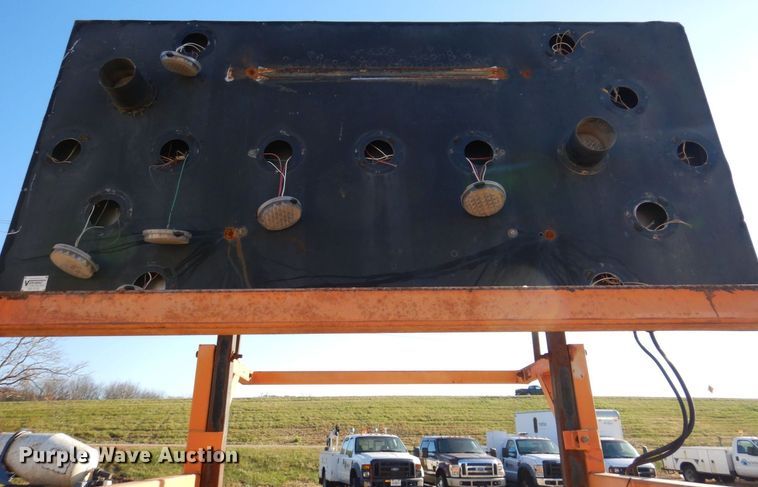 image for item JL9815 (3) arrow board trailers