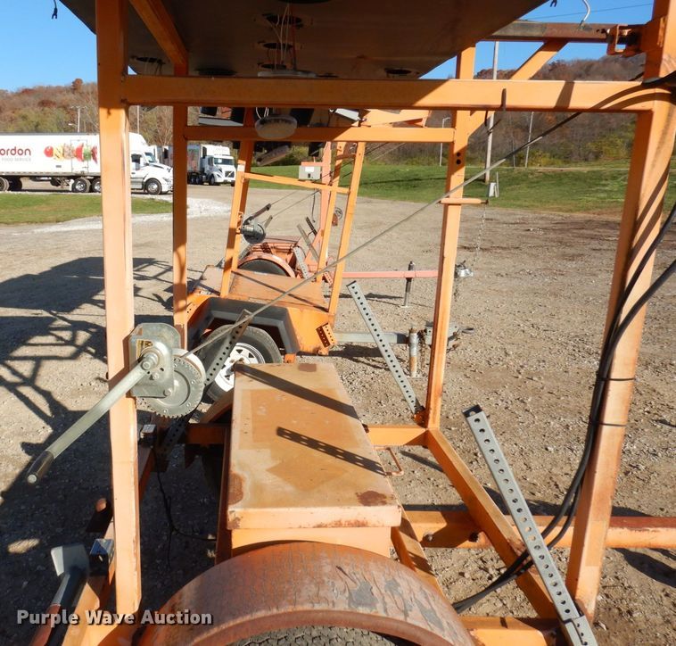 image for item JL9815 (3) arrow board trailers