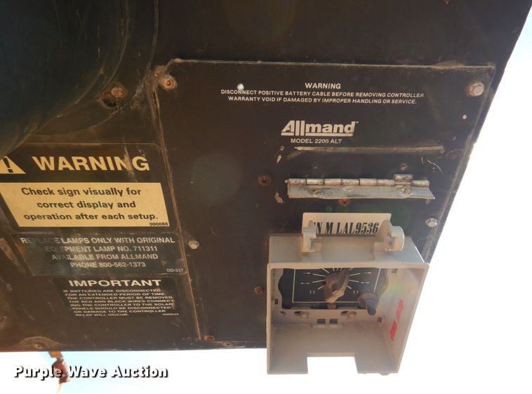 image for item JL9815 (3) arrow board trailers