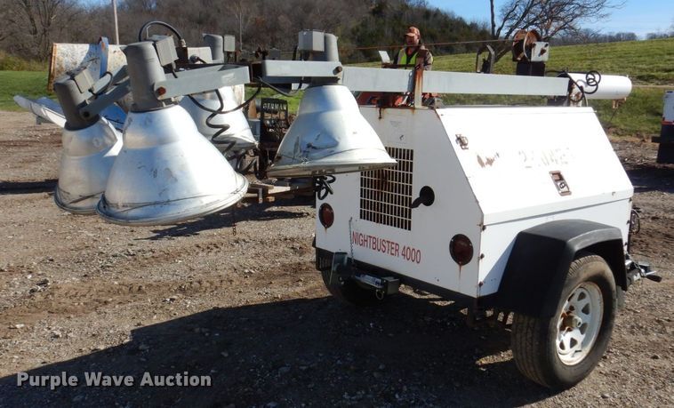 image for item JL9818 1999 Magnum 4060IMH  light plant