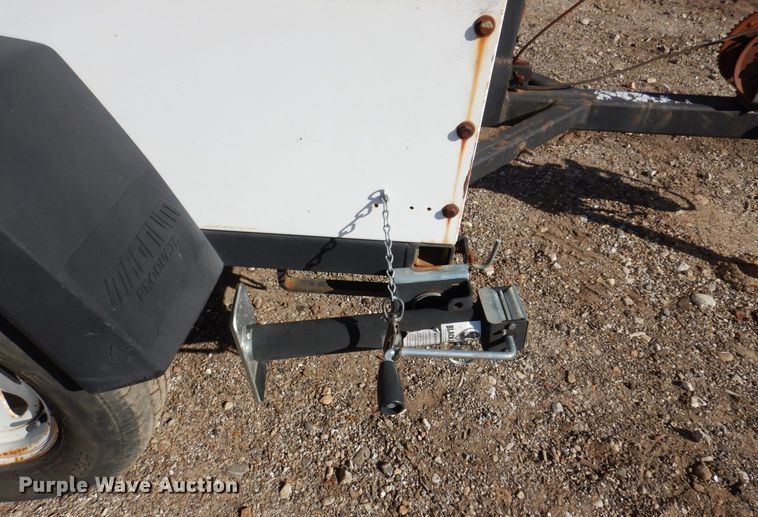 image for item JL9818 1999 Magnum 4060IMH  light plant