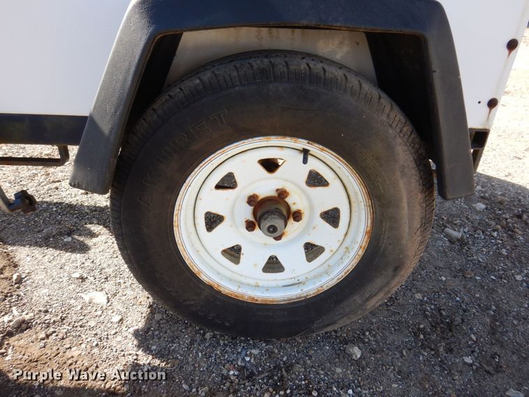 image for item JL9818 1999 Magnum 4060IMH  light plant