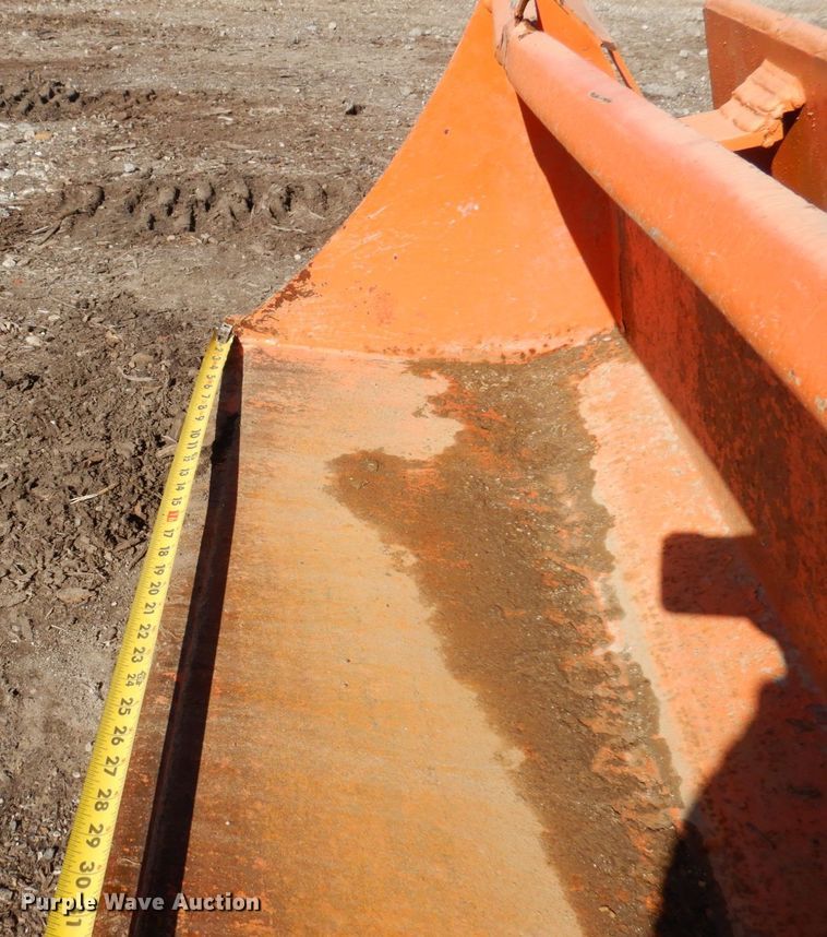 image for item JL9822 2014 Kubota BX25DLB  MFWD tractor